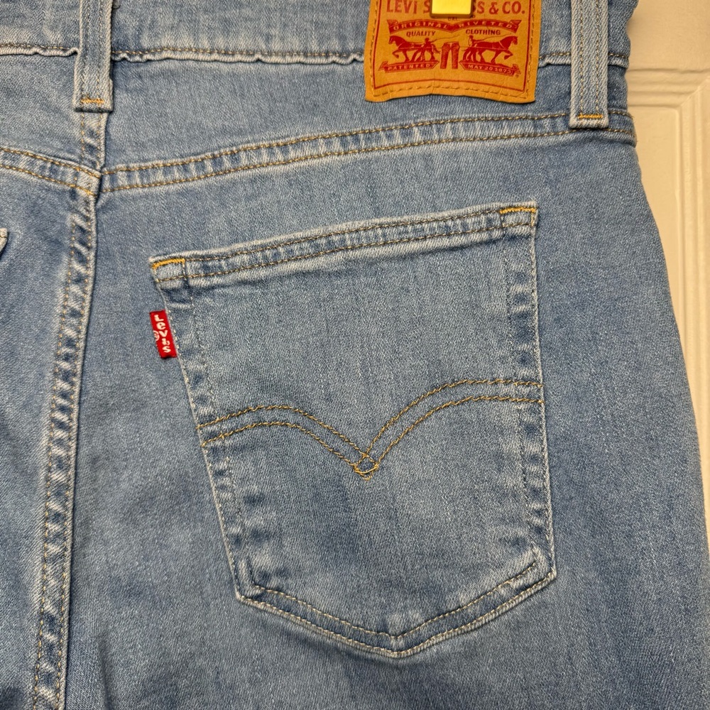 Levi’s 726 Flare Medium Wash Distressed High Rise Denim Jeans 32 - Picture 11 of 16